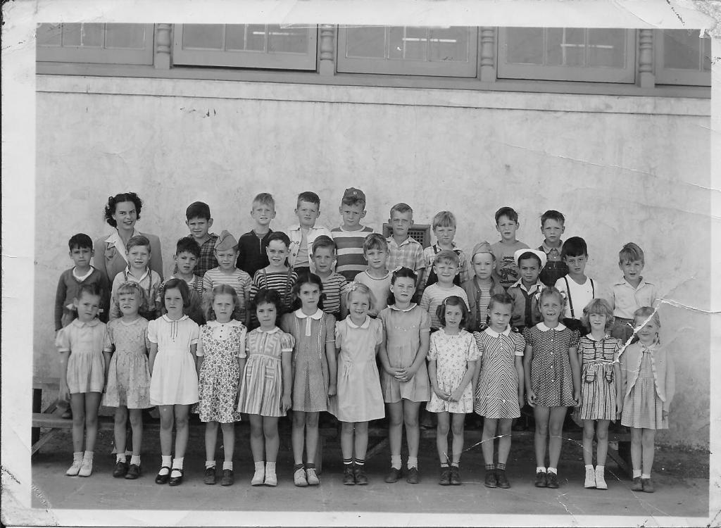 llhs-martins-first-grade-class-at-walnut-creek